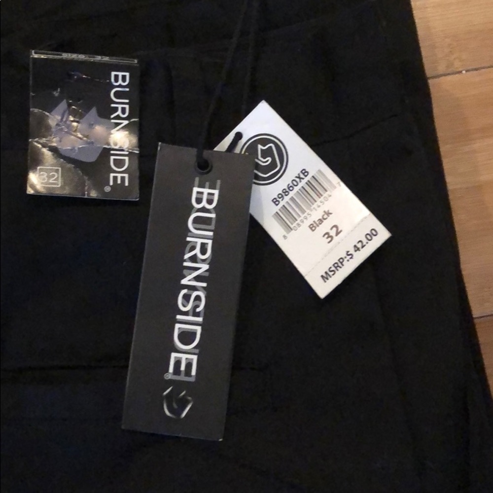 Burnside Men’s Shorts - Picture 2 of 7